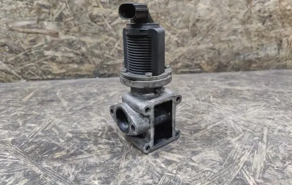 Opel Zafira B EGR valve 55215031