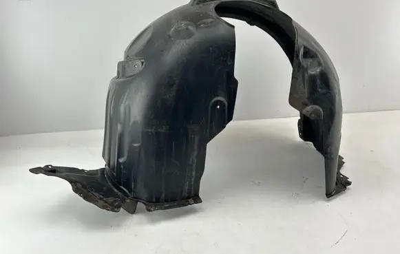 Audi A3 S3 8V Front wheel arch liner splash guards 8V0821172