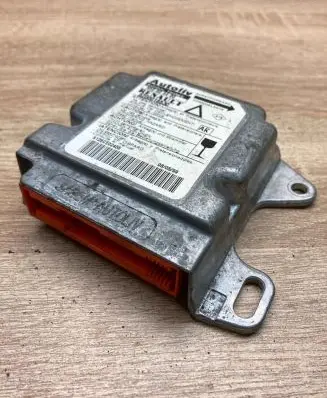 Renault Laguna I Airbag control unit/module 550804400 8200018830