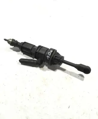 Mitsubishi Outlander Clutch master cylinder 