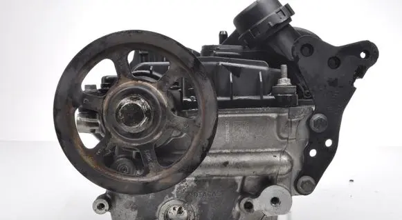 Jaguar XF Engine head 4R8Q-6C064-AG