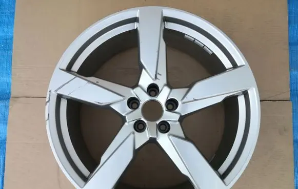 Audi Q5 SQ5 R21 alloy rim 80A601025AR