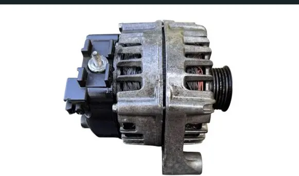 BMW 3 E90 E91 Generator/alternator FG18S019