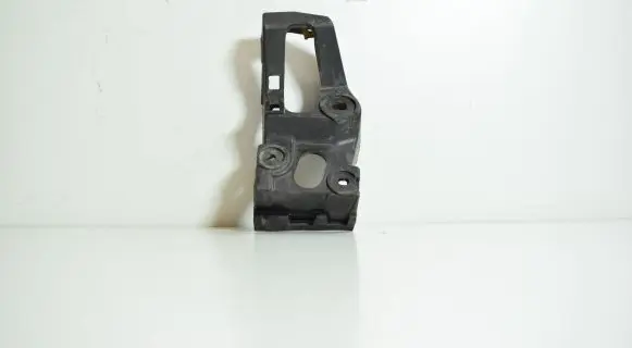 Audi A4 S4 B7 8E 8H Fender mounting bracket 8E0853921B 8E0853921D