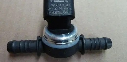 Audi A4 S4 B9 8W Air pressure sensor 04B906054H