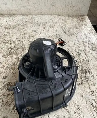 BMW X6 E71 Heater fan/blower 9908771