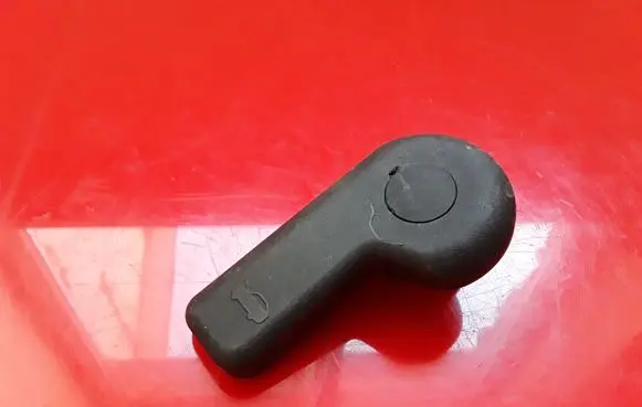 Ford Focus Engine bonnet (hood) release handle AM5116B626AB