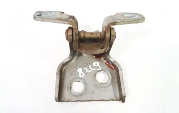 Dacia Sandero Rear door lower hinge 868f