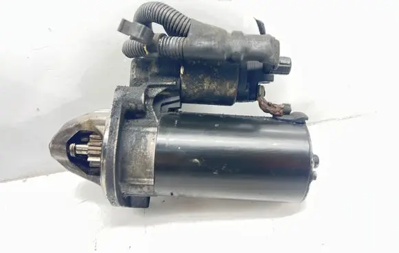 Mercedes-Benz C W204 Starter motor 0001115047 A0061512501