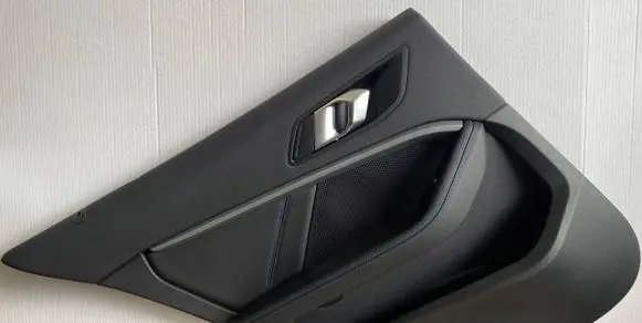 BMW 1 F40 Coupe rear side trim panel