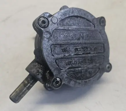 Mercedes-Benz Sprinter W906 Vacuum pump A6462300165