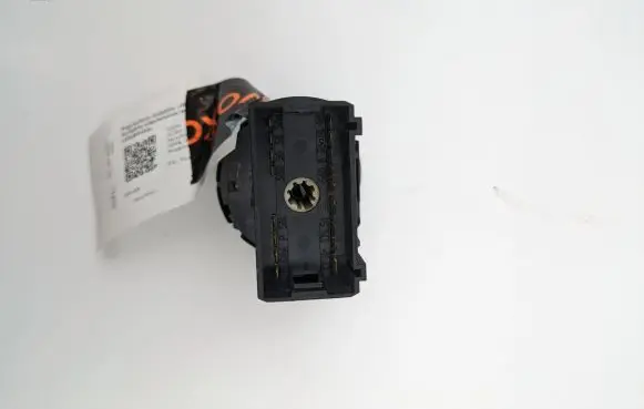 Volkswagen Polo IV 9N3 Light switch 6Q0941531B