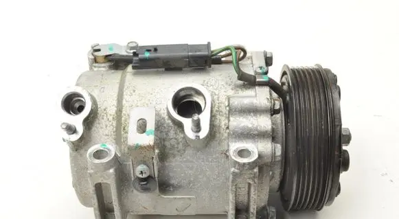 Opel Corsa F Air conditioning (A/C) compressor (pump) 9850433280