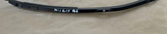 Volkswagen PASSAT B6 Rear door windshield rail 3C9839066A