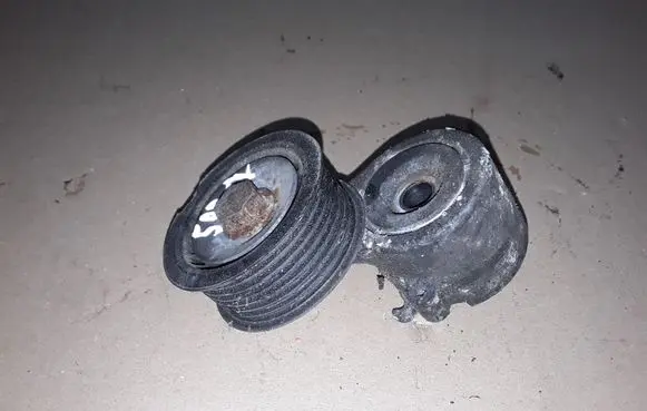 Audi A8 S8 D4 4H Generator/alternator belt tensioner NOCODE