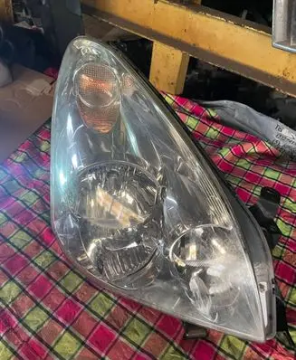 Toyota Corolla Verso AR10 Headlight/headlamp M60GF10
