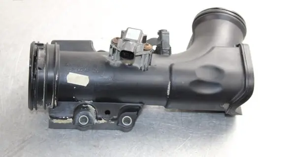 Mercedes-Benz Vito Viano W639 Intercooler hose/pipe A6460901837