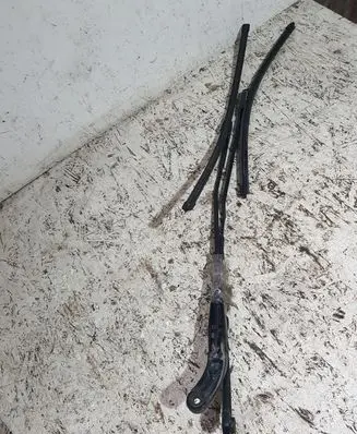 Audi A4 S4 B8 8K Windshield/front glass wiper blade 