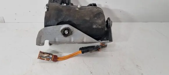 BMW iX Air conditioning (A/C) compressor (pump) 21137510