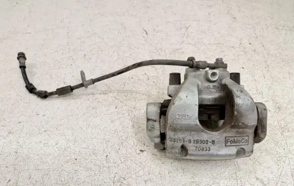 Ford Escape IV Front brake caliper 2B294B 2B302B T0833
