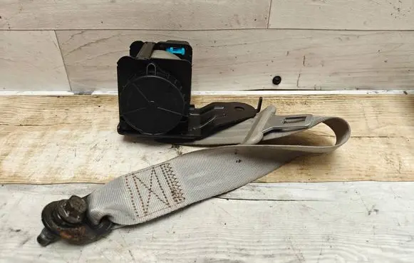 Hyundai Grandeur Rear seatbelt 045294 SB228