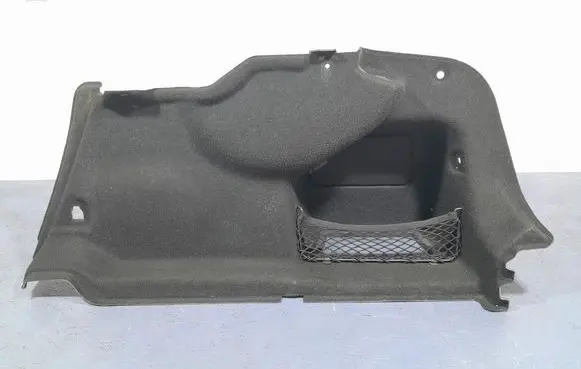 BMW M4 F82 F83 Tailgate/boot cover trim set 7936970