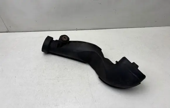 Volkswagen New Beetle Air intake hose/pipe 1C0129609B