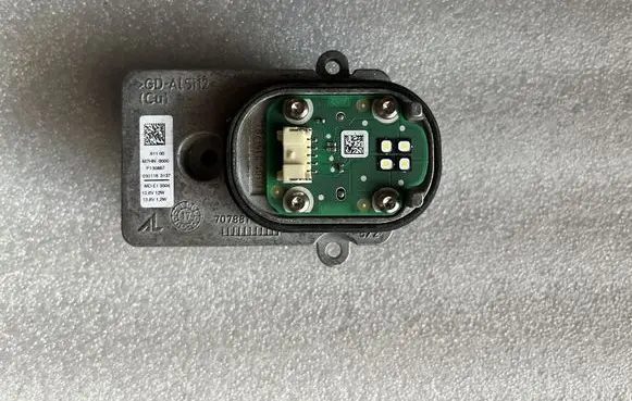 Mercedes-Benz C W205 LED ballast control module 1305715284