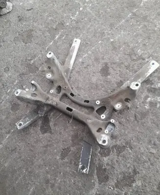 Cadillac CTS Front subframe 10387987