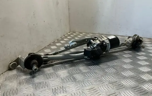 Nissan Cube Z12 Front wiper linkage and motor 288001FC0C