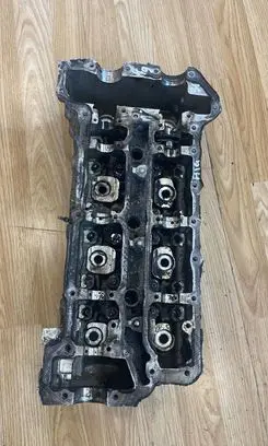 Mercedes-Benz E W211 Engine head A64220108820