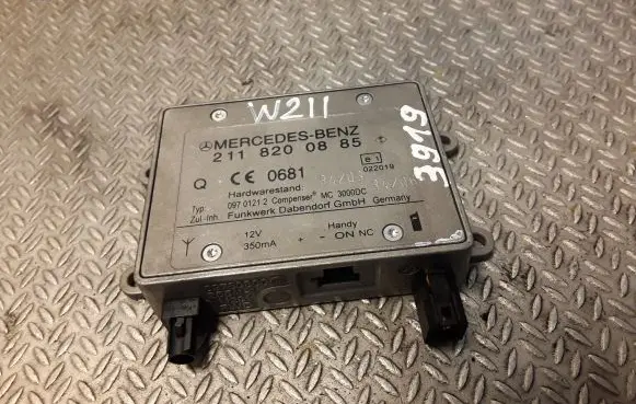 Mercedes-Benz E W211 Phone control unit/module 2118200885 A2118200885