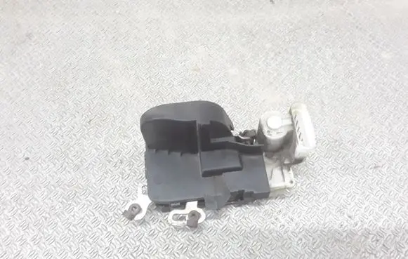 Alfa Romeo 147 Front door lock