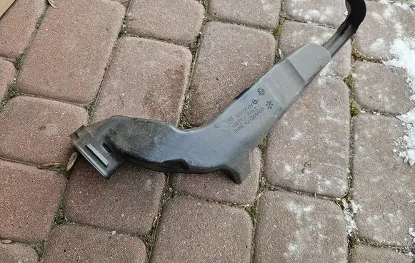 Opel Astra K Cabin air duct channel 39012504