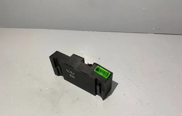 Volvo XC90 ESP (stability system) control unit 8691998