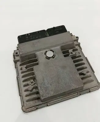Volkswagen Beetle A5 Engine control unit/module 03F906070CM 5WP44734 03F907309R