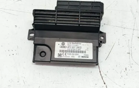 Audi Q7 4L Power management control unit 4F0907280D