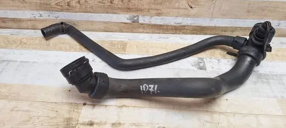 Skoda Superb B5 (3U) Engine coolant pipe/hose
