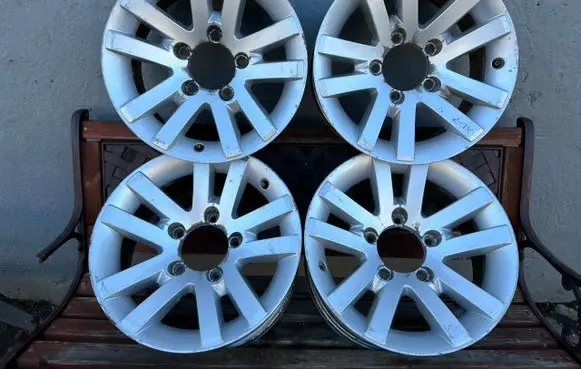 Suzuki Grand Vitara I R16 alloy rim 