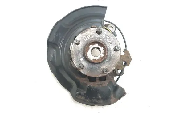 Toyota Auris E180 Front wheel hub