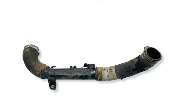 Volvo V70 Intercooler hose/pipe 31422153