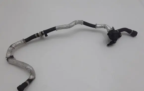 Volvo XC90 Engine coolant pipe/hose 31439713