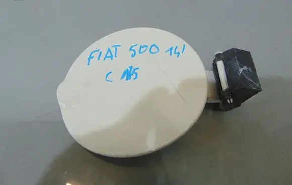 Fiat 500E Fuel tank cap