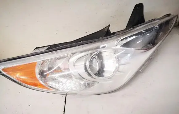 Hyundai Sonata Headlight/headlamp 921023q 92102-3q