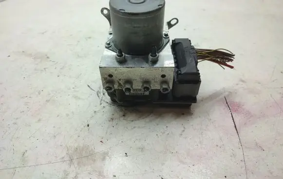 BMW X1 E84 ABS Pump 6798991 6798992