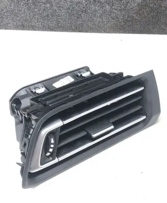 Peugeot 308 Dash center air vent grill 1303823XZD