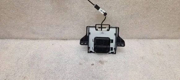 Lexus NX Antenna control unit 8614778010
