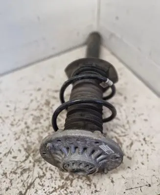 BMW 3 F30 F35 F31 Front shock absorber/damper 6873800