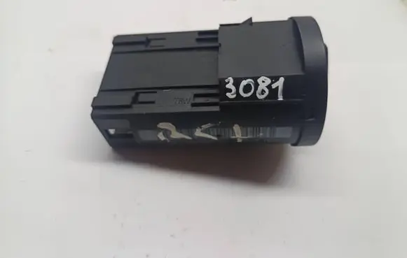 Volkswagen Golf IV Light switch 1C0941531