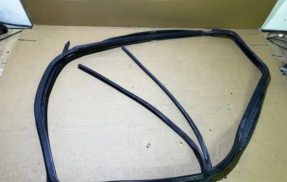 Ford Transit Front door rubber seal BK31V21510AE